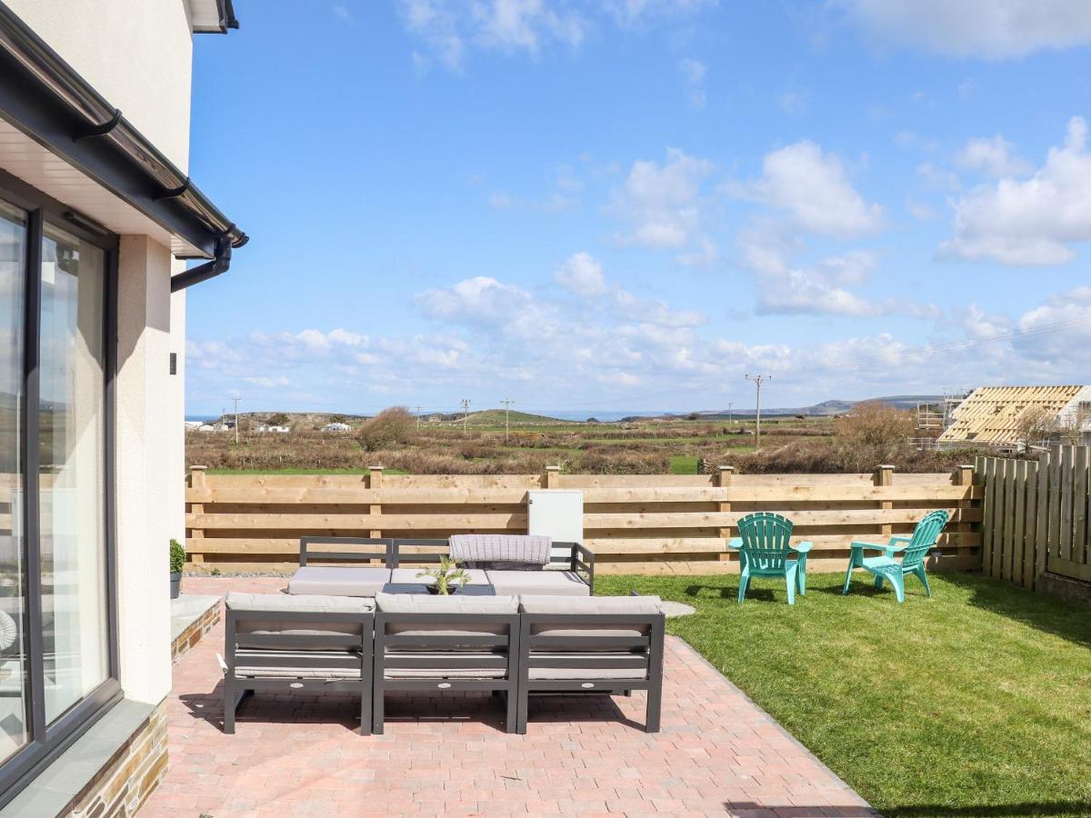 Villa Amal Anpras Tintagel Exterior foto